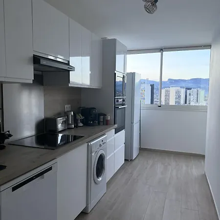 Apartment Deux Pieces Moderne Avec Balcon & Vue Degagee *