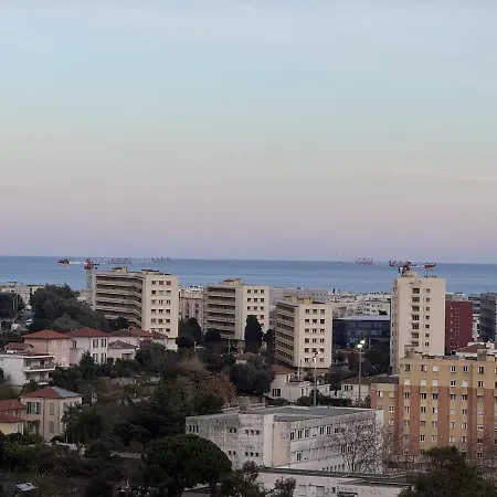 Deux Pièces Moderne Avec Balcon&vue Dégagée